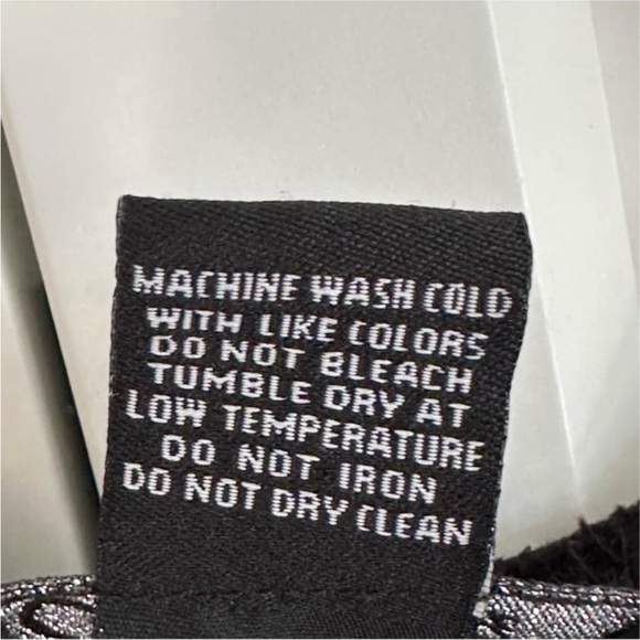 Eivissa Houndstooth Shawl/Wrap/Cape-One Size- Excellent Condition - Picture 5 of 7